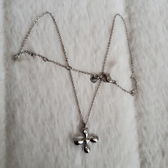 Swarovski Purple Flower Necklace - Picture 4 of 4